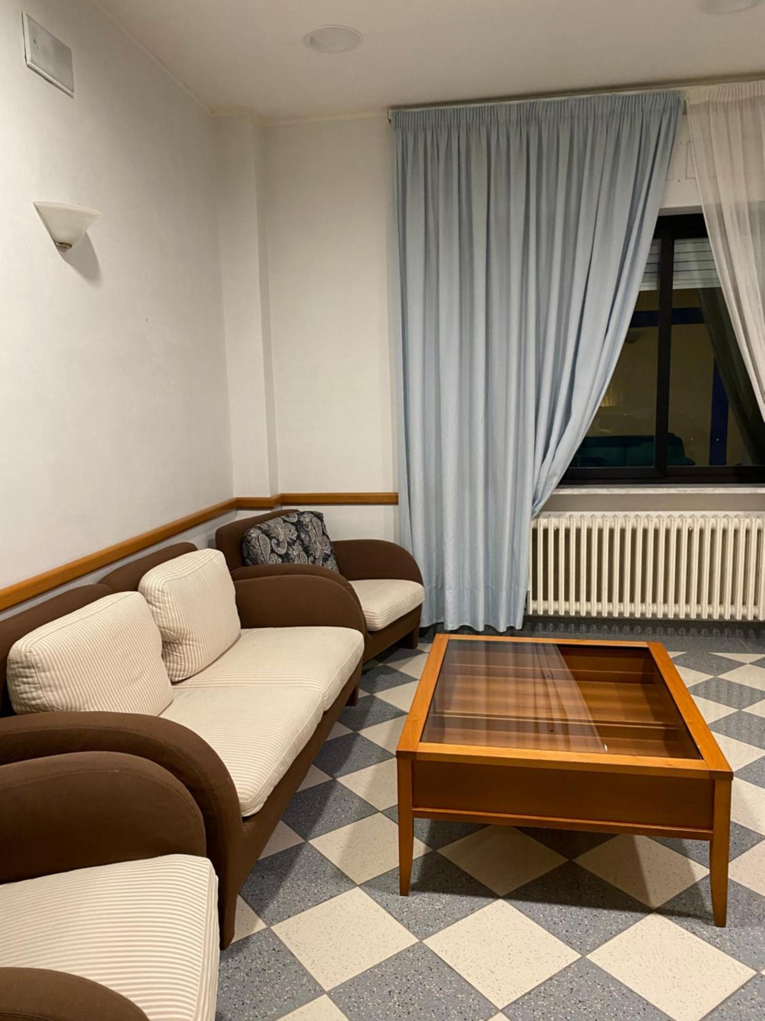 Hotel Ferrara К'янчіано-Терме Екстер'єр фото