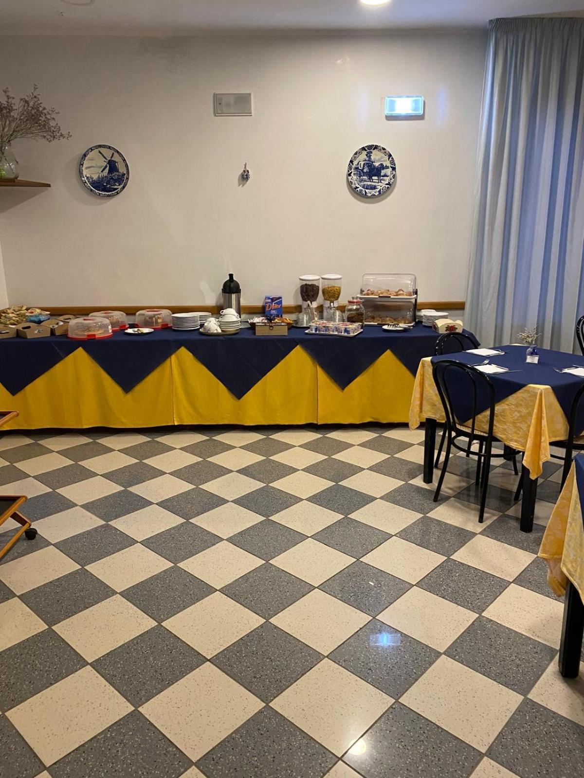 Hotel Ferrara К'янчіано-Терме Екстер'єр фото